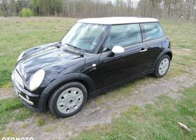 Міні Cooper, об'ємом двигуна 1.6 л та пробігом 193 тис. км за 2376 $, фото 4 на Automoto.ua