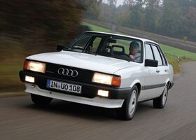 Ауди 80, Седан 1985 - 1986