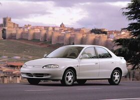 Хендай Лантра, Седан 1996 - 2000 1.5 12V