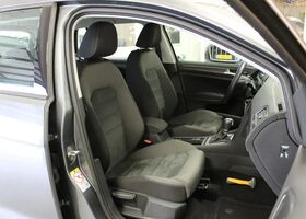 Фольксваген Гольф 2018 в Европе на Automoto.ua Серый Фольксваген Гольф, объемом двигателя 1.6 л и пробегом 67 тыс. км за 23212 $, фото 14 на Automoto.ua