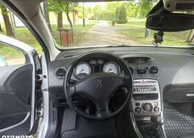 Пежо 308, объемом двигателя 2 л и пробегом 201 тыс. км за 2916 $, фото 15 на Automoto.ua