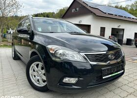 Киа Сид, объемом двигателя 1.58 л и пробегом 217 тыс. км за 3866 $, фото 5 на Automoto.ua