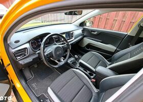 Киа Stonic, объемом двигателя 1 л и пробегом 59 тыс. км за 13585 $, фото 30 на Automoto.ua