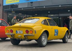 Жовтий Опель ГТ, об'ємом двигуна 0 л та пробігом 78 тис. км за 32292 $, фото 3 на Automoto.ua