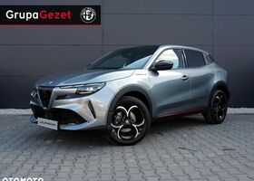 Альфа Ромео Джуніор 2025 у Європі на Automoto.ua Сірий Альфа Ромео Джуніор, об'ємом двигуна 1 л та пробігом 5 тис. км за 144715 $, фото 14 на Automoto.ua