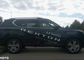 Cанг Йонг Rexton, об'ємом двигуна 2.16 л та пробігом 9300 тис. км за 49028 $, фото 4 на Automoto.ua