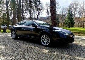 Рено Лагуна, объемом двигателя 2 л и пробегом 197 тыс. км за 6047 $, фото 4 на Automoto.ua