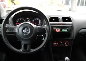 Фольксваген Поло 2009 у Європі на Automoto.ua Сірий Фольксваген Поло, об'ємом двигуна 1.39 л та пробігом 142 тис. км за 5781 $, фото 8 на Automoto.ua