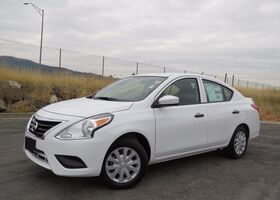 Nissan Versa 2018 на тест-драйве, фото 2