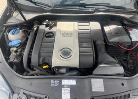 Фольксваген Гольф ГТІ 2008 у Європі на Automoto.ua Фольксваген Гольф ГТІ, об'ємом двигуна 1.98 л та пробігом 235 тис. км за 7985 $, фото 7 на Automoto.ua