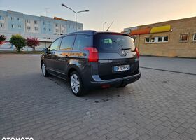 Пежо 5008, объемом двигателя 2 л и пробегом 251 тыс. км за 4751 $, фото 2 на Automoto.ua