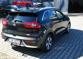 Кіа Niro, об'ємом двигуна 1.58 л та пробігом 182 тис. км за 12873 $, фото 28 на Automoto.ua