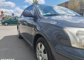 Тойота Авенсіс, об'ємом двигуна 1.79 л та пробігом 311 тис. км за 2592 $, фото 2 на Automoto.ua