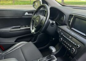 Киа Sportage, объемом двигателя 1.59 л и пробегом 103 тыс. км за 16199 $, фото 5 на Automoto.ua