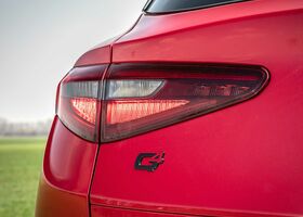 Alfa Romeo Stelvio 2019 изображение 11 Alfa Romeo Stelvio 2019 на тест-драйве, фото 11