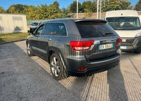 Шевроле Орландо 2011 в Европе на Automoto.ua Серый Шевроле Орландо, объемом двигателя 2 л и пробегом 300 тыс. км за 7700 $, фото 3 на Automoto.ua