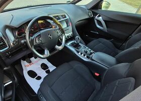 Ситроен ДС5 2014 в Европе на Automoto.ua Фиолетовый Ситроен ДС5, объемом двигателя 1 л и пробегом 219 тыс. км за 8693 $, фото 8 на Automoto.ua