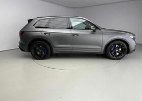 Фольксваген Туарег 2024 в Европе на Automoto.ua Серый Фольксваген Туарег, объемом двигателя 3 л и пробегом 66 тыс. км за 85020 $, фото 5 на Automoto.ua