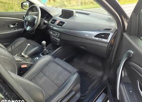 Рено Меган 2010 у Європі на Automoto.ua Чорний Рено Меган, об'ємом двигуна 1 л та пробігом 296 тис. км за 3269 $, фото 11 на Automoto.ua