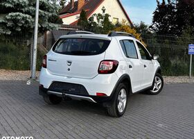 Дачия Sandero StepWay, объемом двигателя 1 л и пробегом 98 тыс. км за 5810 $, фото 18 на Automoto.ua