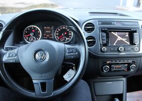 Фольксваген Тігуан 2012 у Європі на Automoto.ua Чорний Фольксваген Тігуан, об'ємом двигуна 1.98 л та пробігом 102 тис. км за 16867 $, фото 5 на Automoto.ua