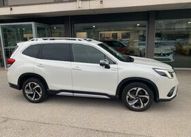 Білий Субару Forester, об'ємом двигуна 2 л та пробігом 21 тис. км за 41981 $, фото 3 на Automoto.ua