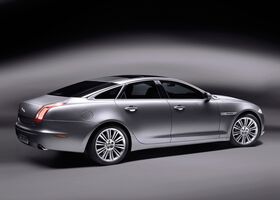 Ягуар Икс Джей, Седан 2009 - н.в. 3.0 V6 TD SWB (275)
