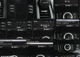 Рено Меган 2018 у Європі на Automoto.ua Сірий Рено Меган, об'ємом двигуна 1 л та пробігом 218 тис. км за 8548 $, фото 23 на Automoto.ua