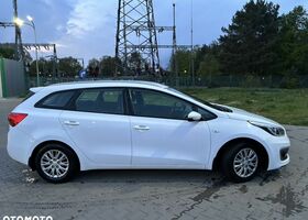 Киа Сид, объемом двигателя 1.37 л и пробегом 158 тыс. км за 8618 $, фото 7 на Automoto.ua