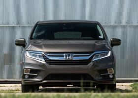 Honda Odyssey 2019 на тест-драйве, фото 2