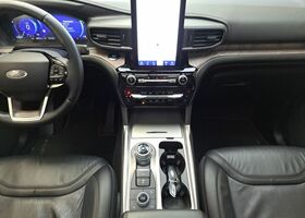 Форд Експлорер 2023 у Європі на Automoto.ua Чорний Форд Експлорер, об'ємом двигуна 2.96 л та пробігом 33 тис. км за 70266 $, фото 20 на Automoto.ua