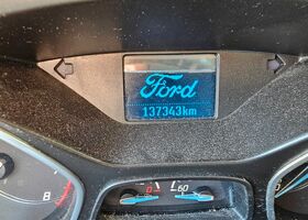 Синій Форд Фокус, об'ємом двигуна 1 л та пробігом 137 тис. км за 3905 $, фото 4 на Automoto.ua