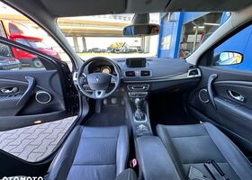 Рено Меган 2010 в Европе на Automoto.ua Черный Рено Меган, объемом двигателя 1 л и пробегом 164 тыс. км за 4093 $, фото 9 на Automoto.ua
