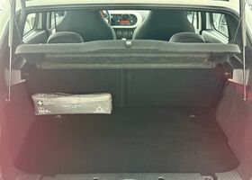 Рено Твинго 2020 в Европе на Automoto.ua Рено Твинго, объемом двигателя 1 л и пробегом 89 тыс. км за 7890 $, фото 3 на Automoto.ua