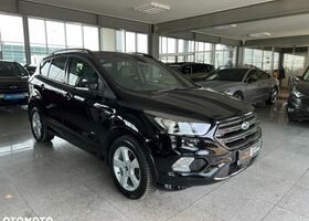 Форд Куга, об'ємом двигуна 1.5 л та пробігом 75 тис. км за 21145 $, фото 2 на Automoto.ua