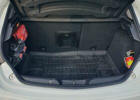 Альфа Ромео Джульетта 2010 в Европе на Automoto.ua Белый Альфа Ромео Джульетта, объемом двигателя 1 л и пробегом 176 тыс. км за 6901 $, фото 12 на Automoto.ua