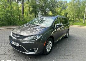 Крайслер Pacifica, об'ємом двигуна 3.61 л та пробігом 44 тис. км за 28942 $, фото 1 на Automoto.ua