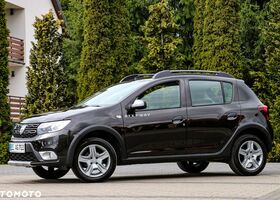 Дачия Sandero StepWay, объемом двигателя 0.9 л и пробегом 144 тыс. км за 7538 $, фото 1 на Automoto.ua