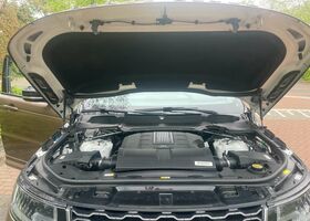 Білий Ленд Ровер Range Rover Sport, об'ємом двигуна 3 л та пробігом 99 тис. км за 75594 $, фото 7 на Automoto.ua