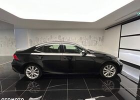 Лексус ІС, об'ємом двигуна 2 л та пробігом 152 тис. км за 17257 $, фото 1 на Automoto.ua