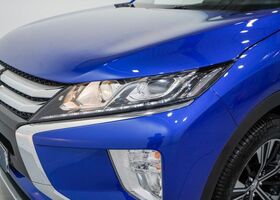 Мицубиси Eclipse Cross 2019 в Европе на Automoto.ua Синий Мицубиси Eclipse Cross, объемом двигателя 1.5 л и пробегом 95 тыс. км за 21246 $, фото 9 на Automoto.ua