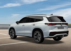 Фольксваген Tayron 2024 у Європі на Automoto.ua Срібний Фольксваген Tayron, об'ємом двигуна 1.5 л та пробігом 0 тис. км за 61950 $, фото 1 на Automoto.ua