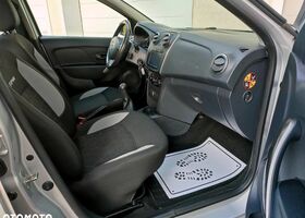 Дачія Sandero StepWay, об'ємом двигуна 0.9 л та пробігом 143 тис. км за 6436 $, фото 33 на Automoto.ua