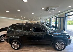 Джип Патриот 2009 в Европе на Automoto.ua Черный Джип Патриот, объемом двигателя 1.97 л и пробегом 230 тыс. км за 5500 $, фото 2 на Automoto.ua