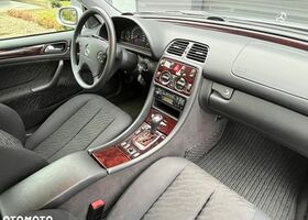 Мерседес ЦЛК-Класс 1999 в Европе на Automoto.ua Серый Мерседес ЦЛК-Класс, объемом двигателя 3.2 л и пробегом 49 тыс. км за 46900 $, фото 15 на Automoto.ua