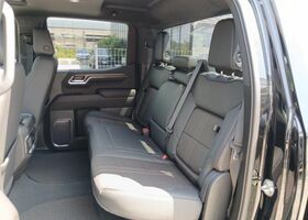 Шевроле Сильверадо 2024 в Европе на Automoto.ua Черный Шевроле Сильверадо, объемом двигателя 6.16 л и пробегом 30 тыс. км за 93702 $, фото 14 на Automoto.ua