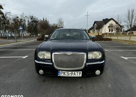 Крайслер 300C, объемом двигателя 5.65 л и пробегом 160 тыс. км за 1717 $, фото 4 на Automoto.ua