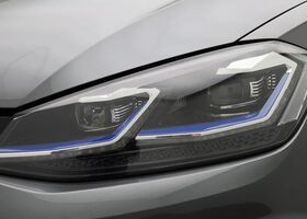 Фольксваген e-Golf 2020 у Європі на Automoto.ua Сірий Фольксваген e-Golf, об'ємом двигуна 0 л та пробігом 50 тис. км за 16815 $, фото 13 на Automoto.ua