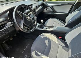 Тойота Авенсіс, об'ємом двигуна 1.8 л та пробігом 155 тис. км за 14039 $, фото 15 на Automoto.ua