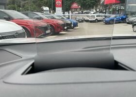 Міцубісі Eclipse Cross 2021 у Європі на Automoto.ua Білий Міцубісі Eclipse Cross, об'ємом двигуна 2.36 л та пробігом 45 тис. км за 30395 $, фото 31 на Automoto.ua